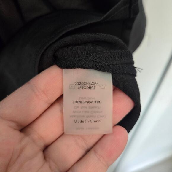 Universal Standard Elegant black blouse - Picture 4 of 7